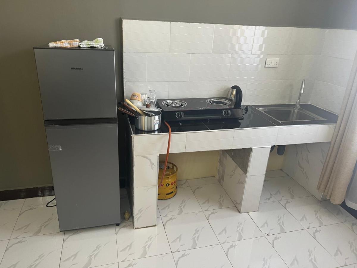 Good Homes Apartment 2 Додома Экстерьер фото
